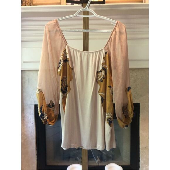 Gimmick Women’s Boho Unique Cream and Pink Blouse with Embroidered Designs 3/4 S - Picture 2 of 8